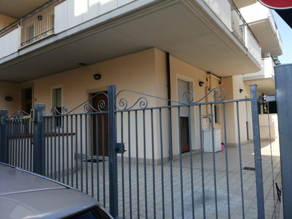 Appartamento Piano Terra San Benedetto del Tronto Buitenkant foto